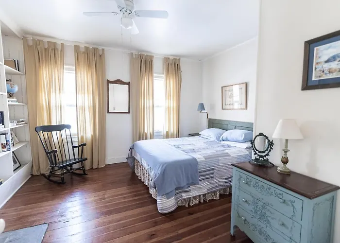 Armory Quarters A Villa Harpers Ferry with Minimum Price 131US Expert